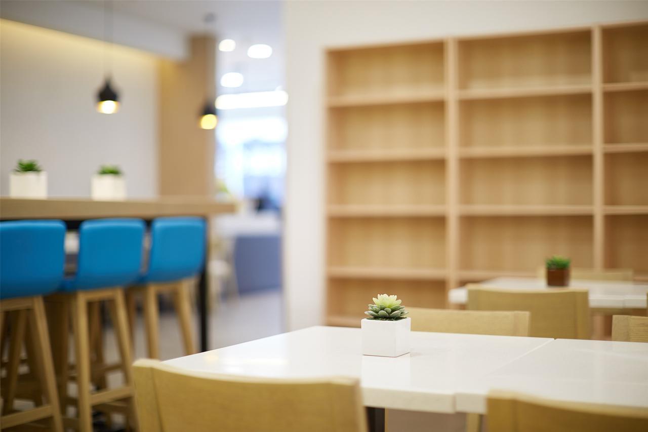 Hanting Express Jiande Xin'Anjiang New Branch Exterior foto